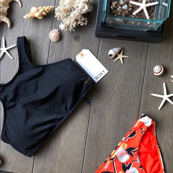 🦀Roxy🦀 - Picture 3 of 6